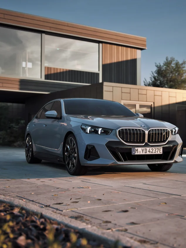 Запчасти BMW I5