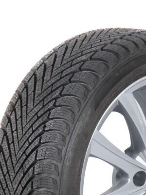 Anvelope Шины 185/65R15 PIRELLI
 Powergy Winter